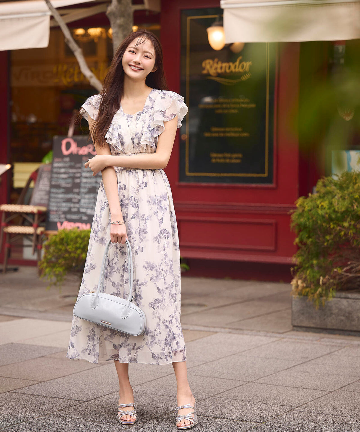加藤栞さん着用＞ラッフル袖花柄ワンピース | PROPORTION BODY 
