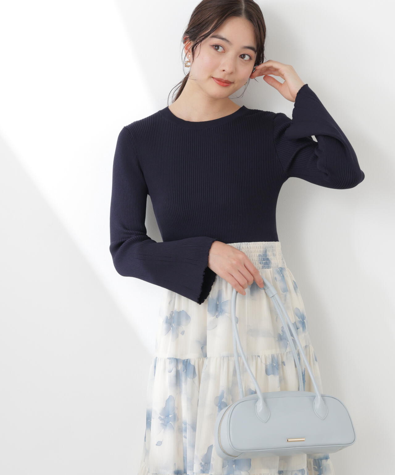 ニットドッキング花柄シャーリングワンピース【WEB・一部店舗限定】