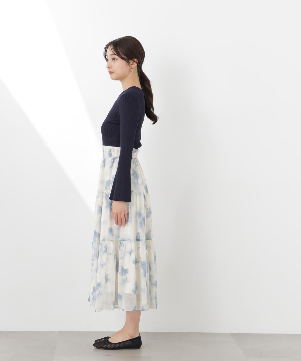 ニットドッキング花柄シャーリングワンピース【WEB・一部店舗限定】