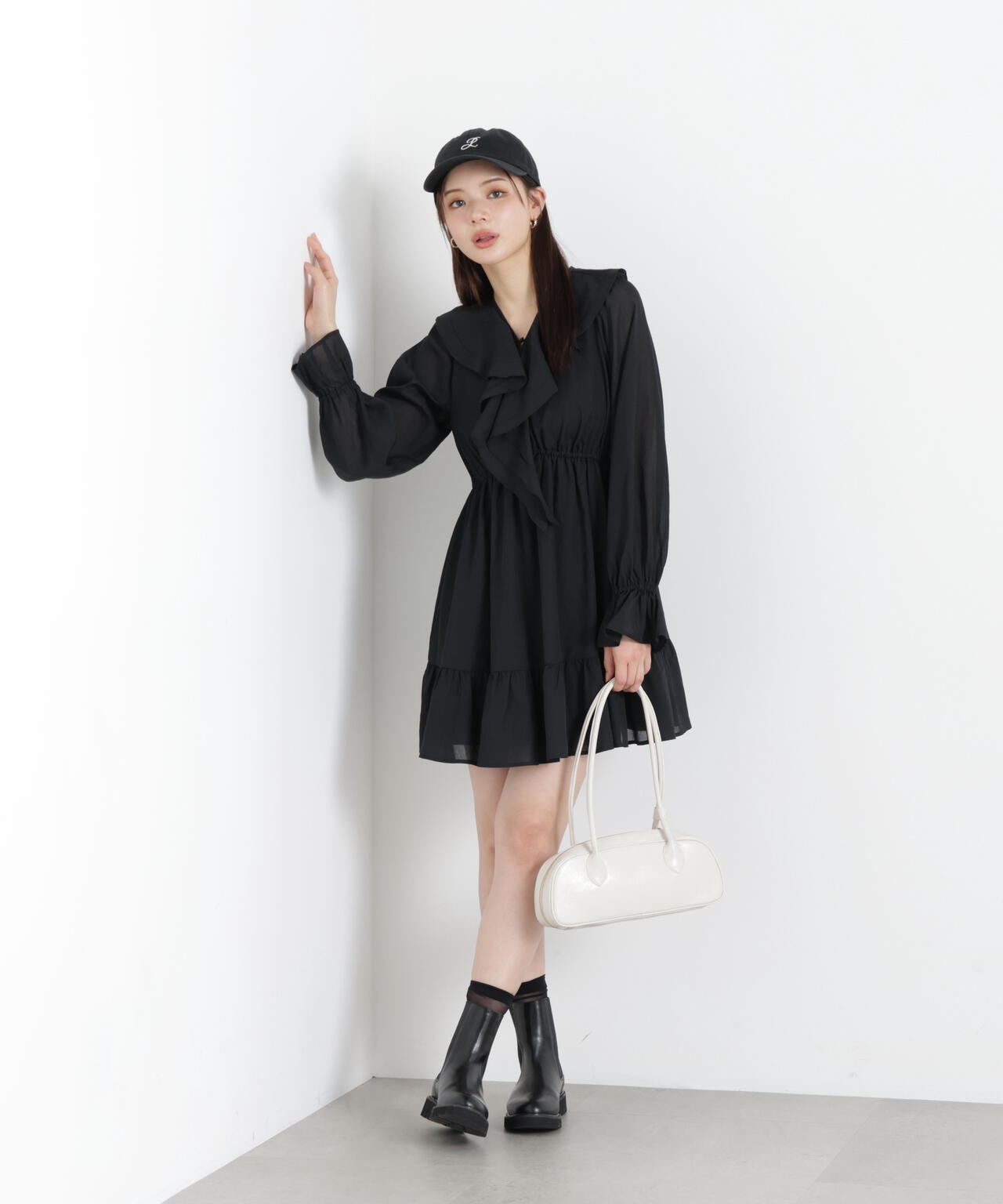 《EDIT COLOGNE》ラッフルミニワンピース【WEB・一部店舗限定】