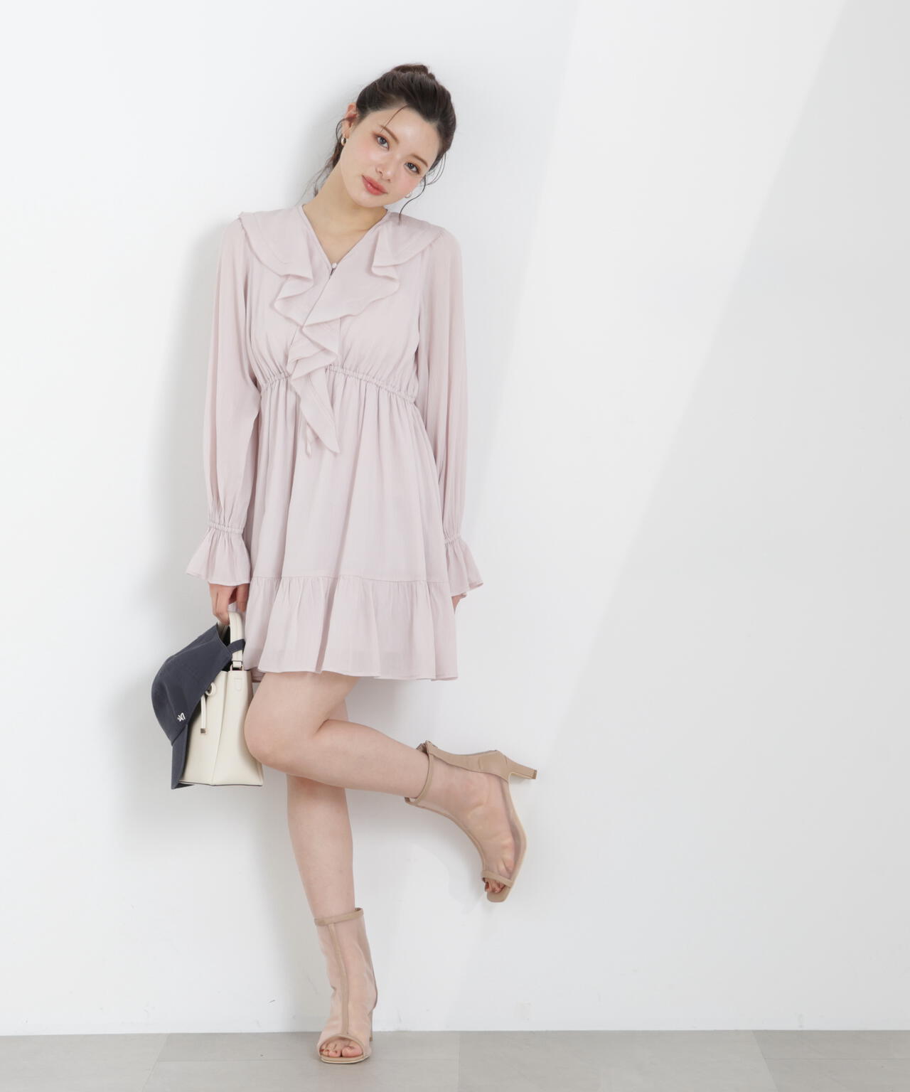 《EDIT COLOGNE》ラッフルミニワンピース【WEB・一部店舗限定】