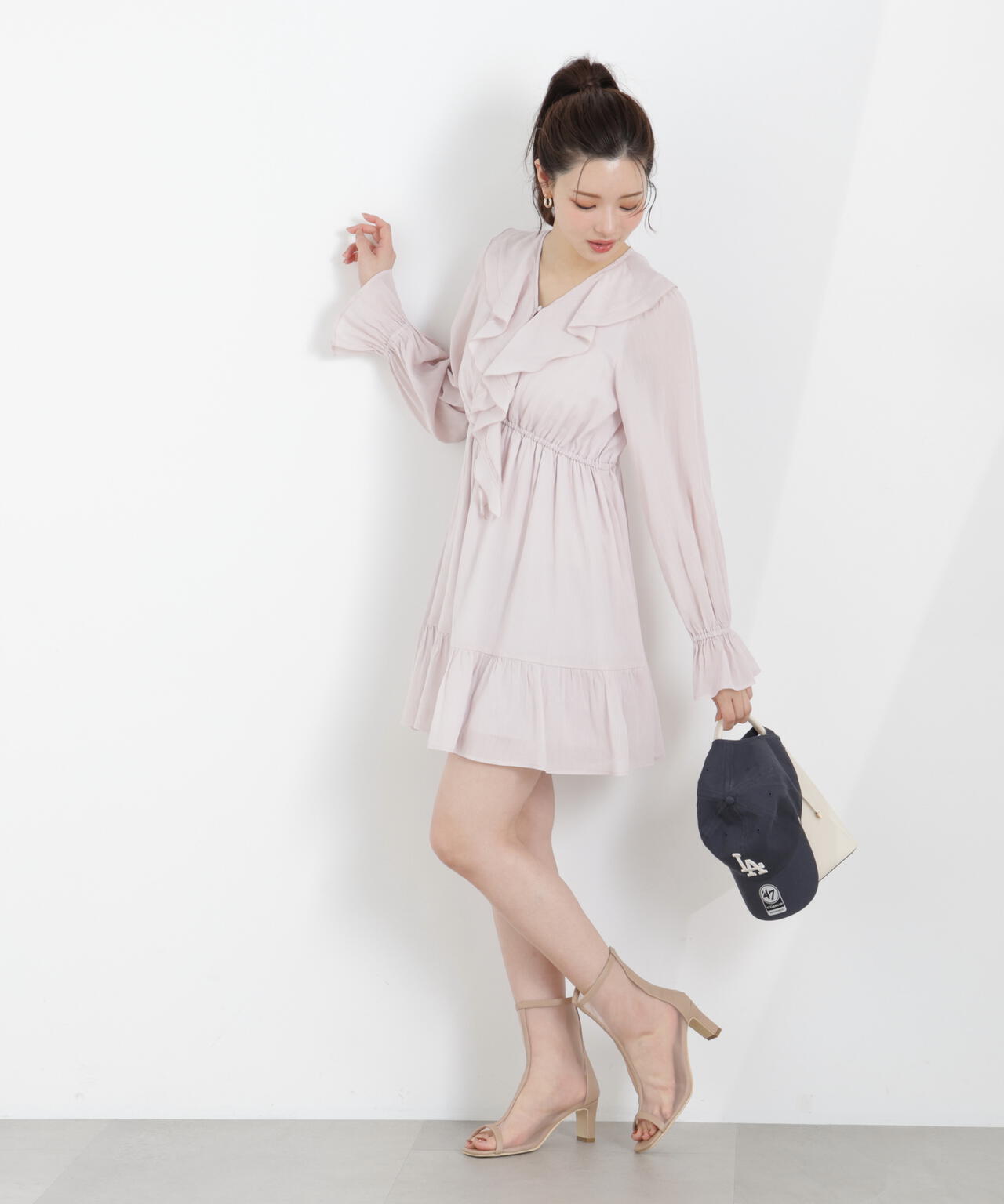 《EDIT COLOGNE》ラッフルミニワンピース【WEB・一部店舗限定】