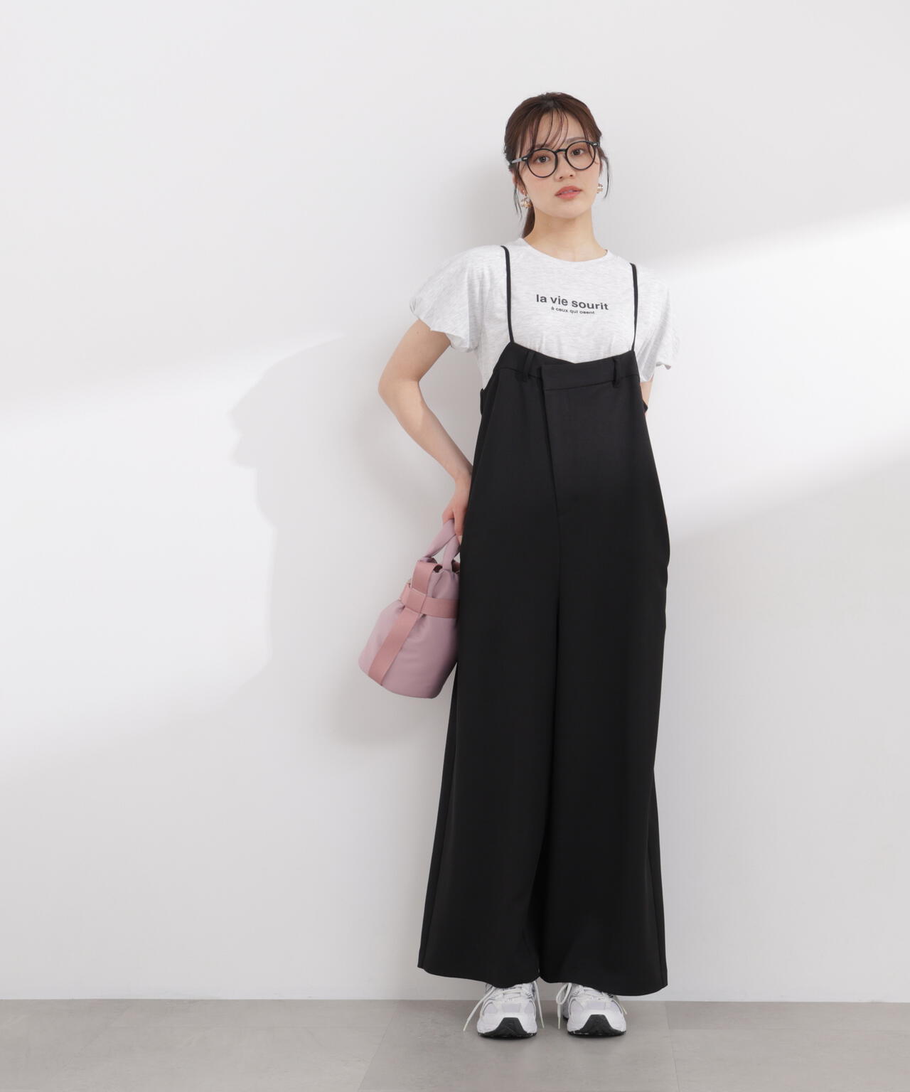 加藤栞さん着用＞〈a/mie〉バックタックサロペット | PROPORTION BODY