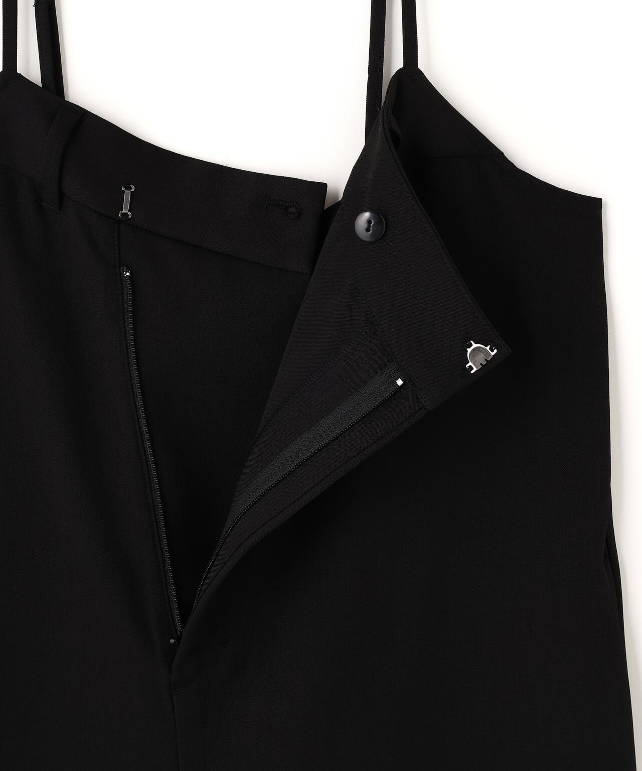 【6/5～6/7 オンライン限定2buy10%OFF対象】＜加藤栞さん着用＞〈a/mie〉バックタックサロペット