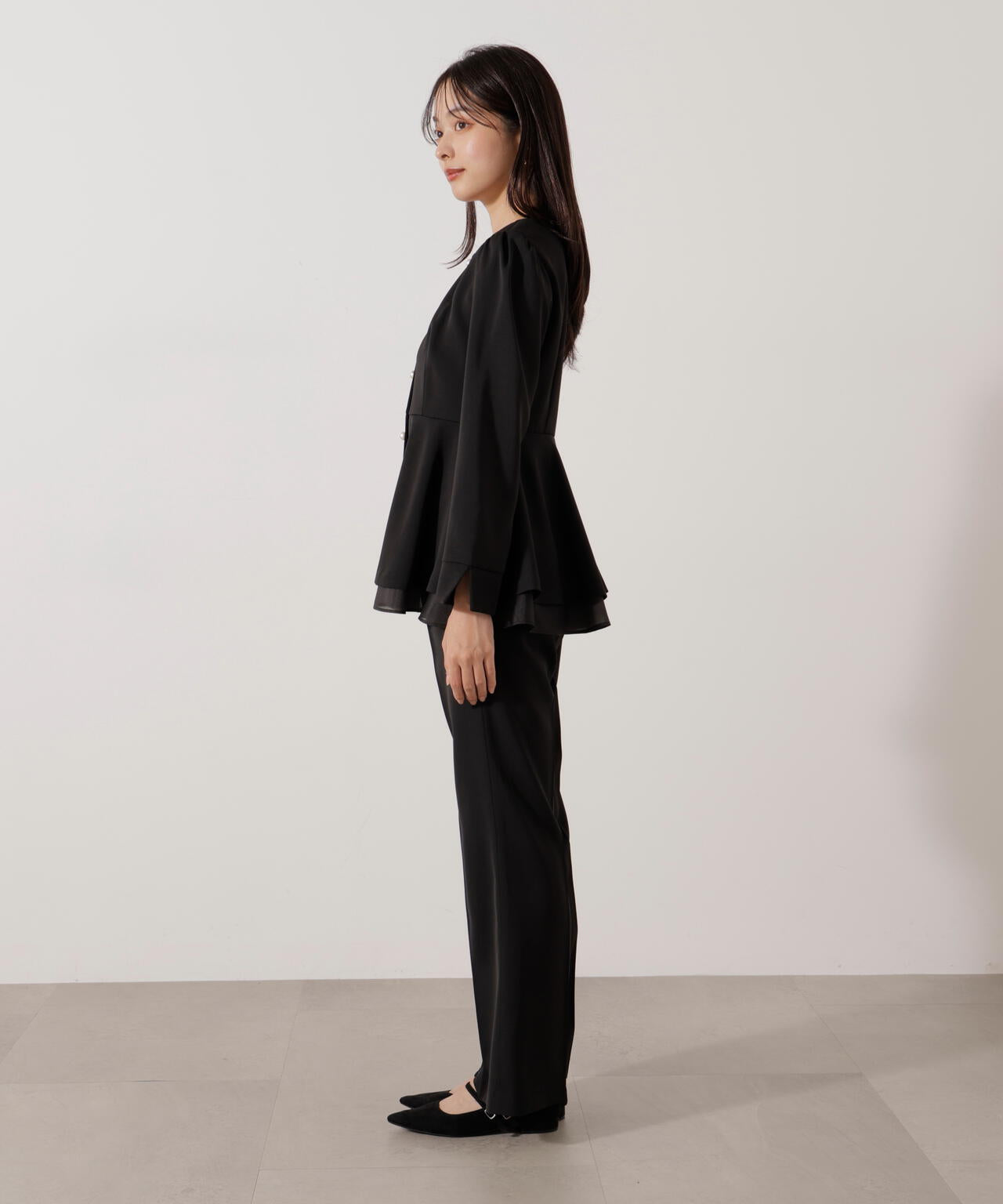 ペプラムジャケット