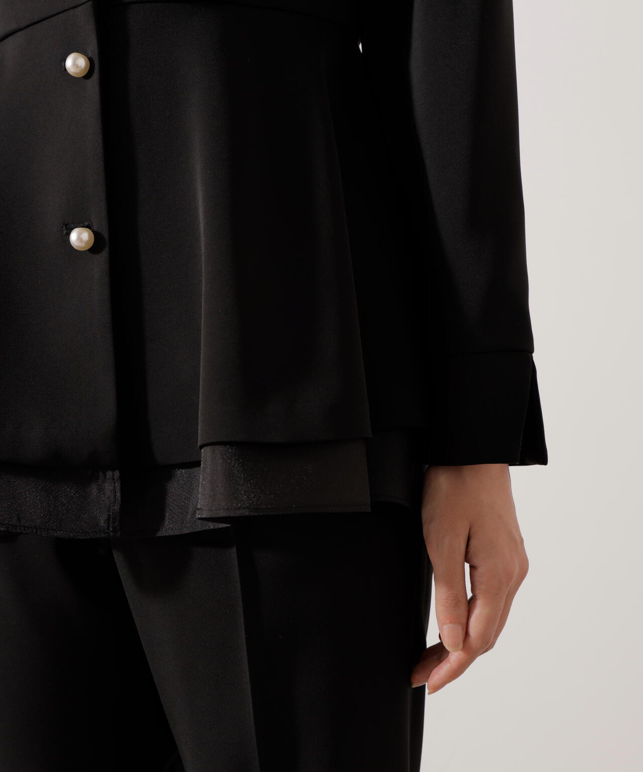 ペプラムジャケット