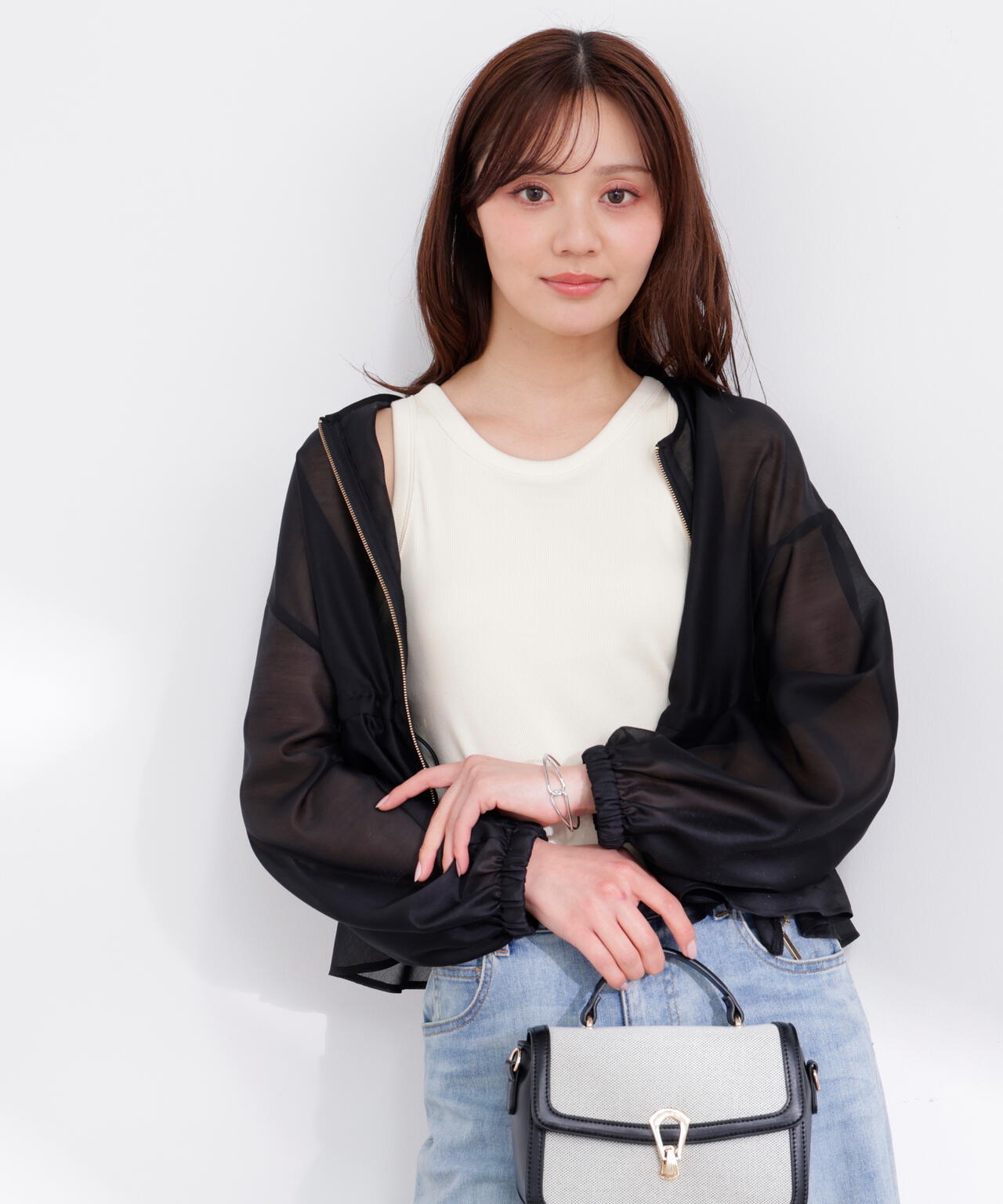 166cm B:78 W:56 H:83 S:24.5cm 着用サイズ：FR