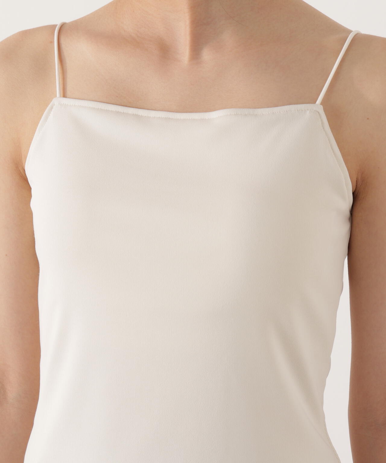 ちら見えガード安心カップ付キャミソール