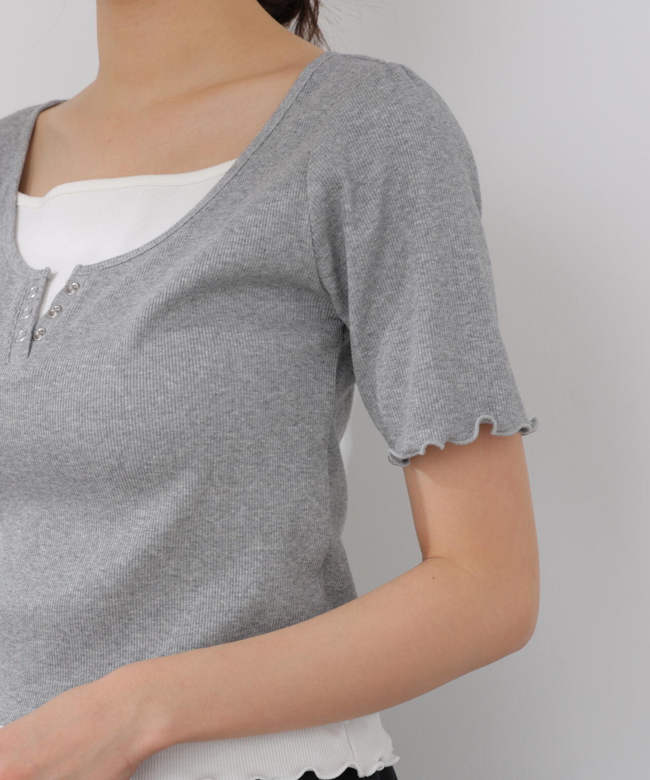 見せかけヘンリーネックカットソー | PROPORTION BODY DRESSING