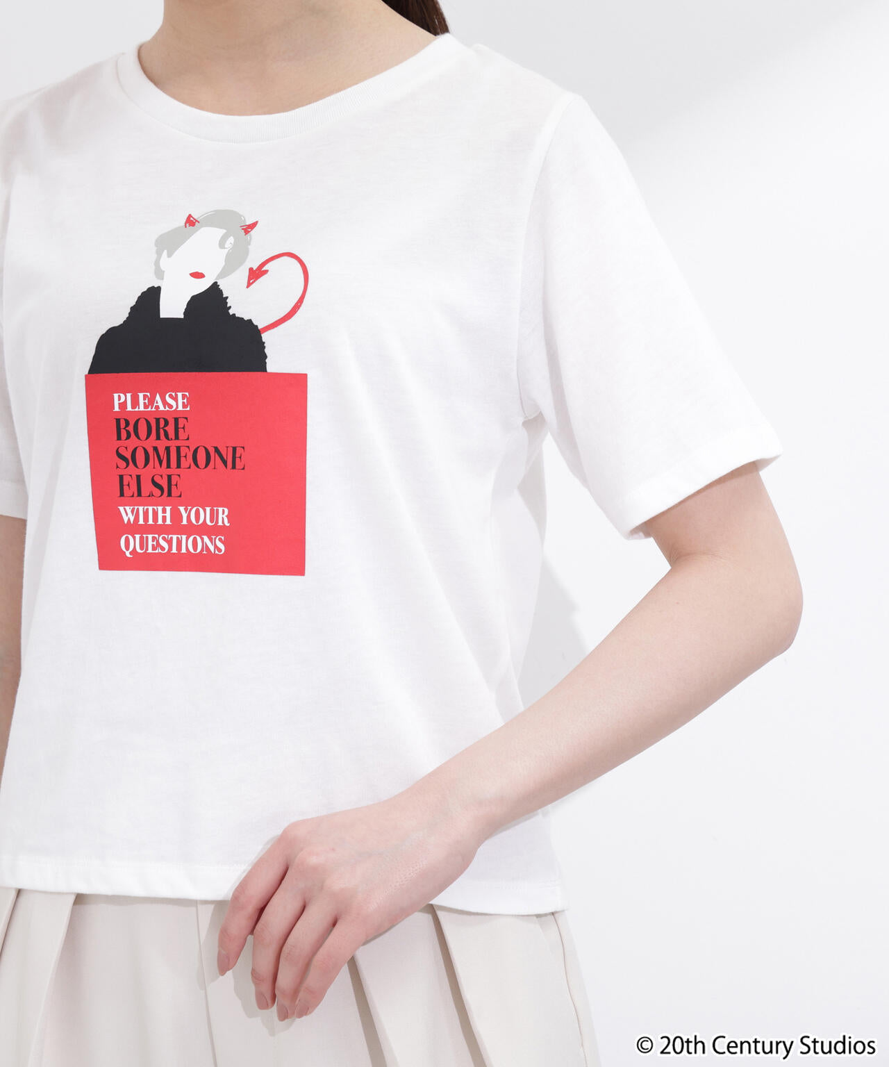 プラダを着た悪魔／フロントプリントTシャツ | PROPORTION BODY