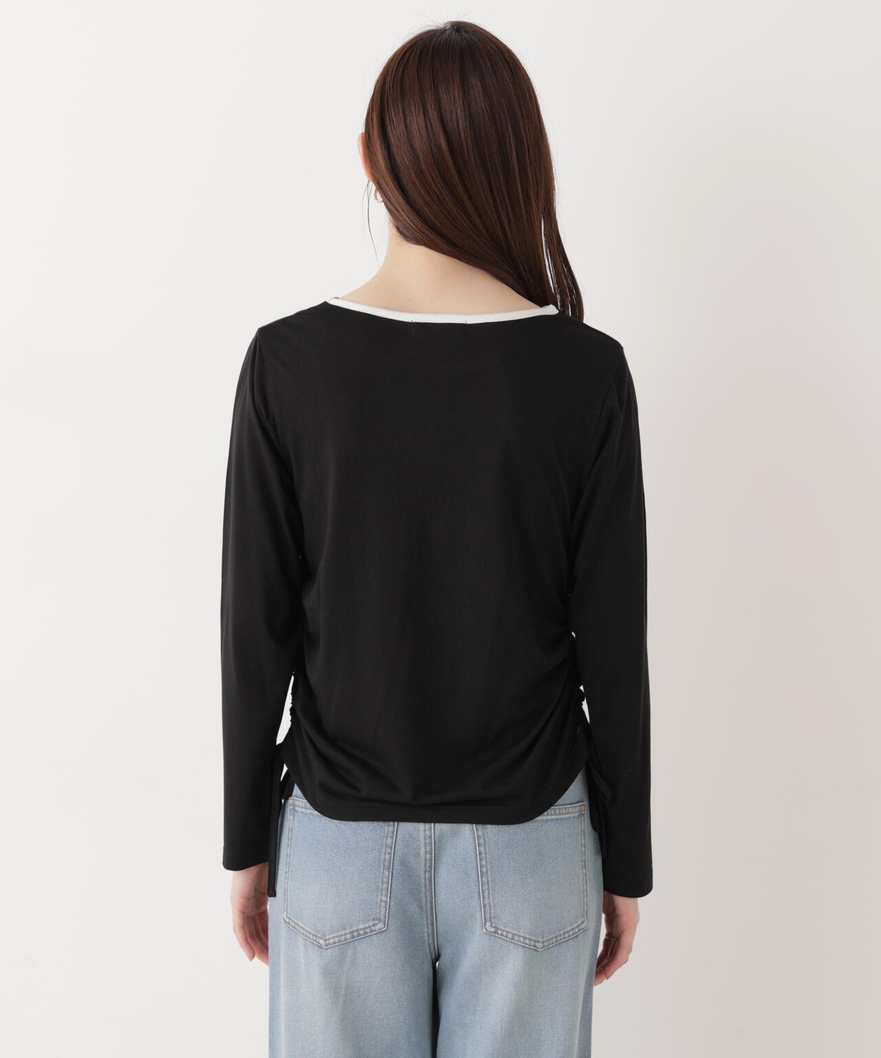 〈a/mie〉ドロストシアートップス