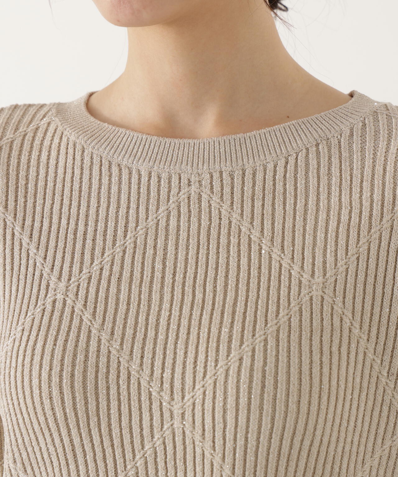 ラメ入りアイレットボクシーニット