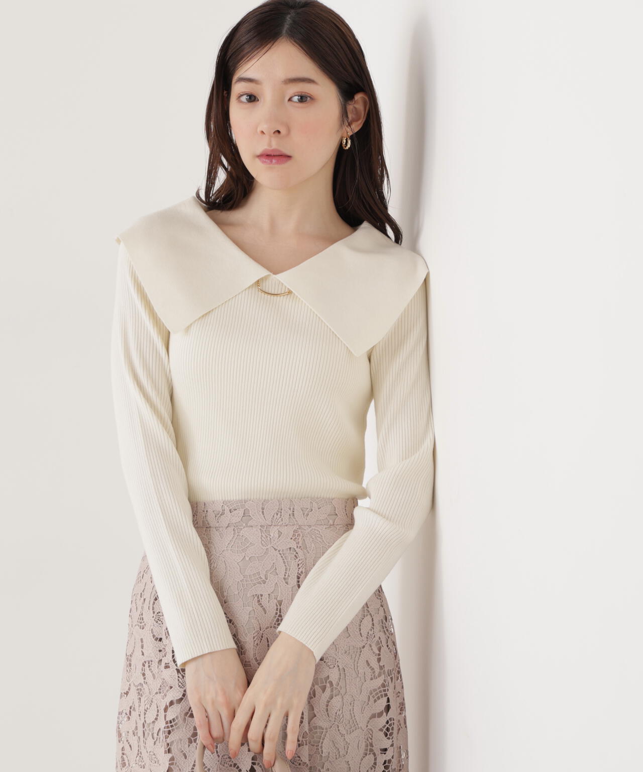 ＜ウォッシャブル/UV＞バー付きビッグ襟ニット