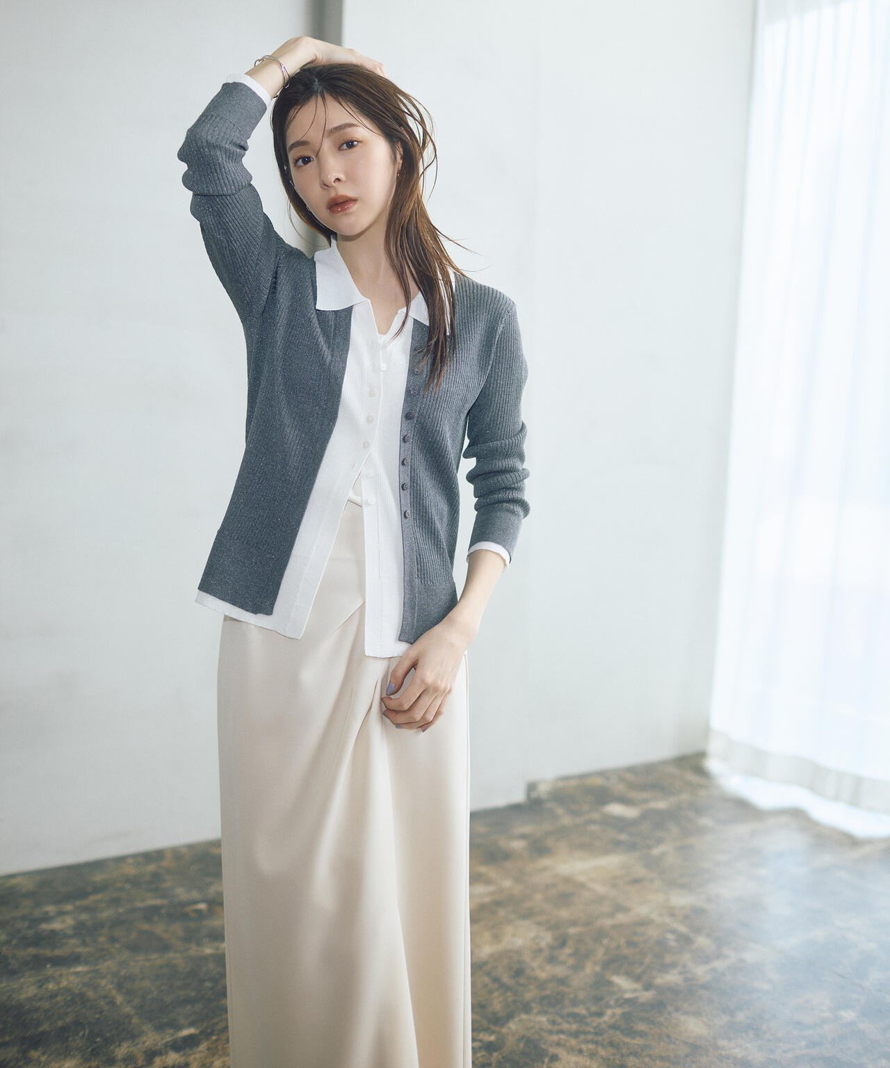 【今季完売・新品同様】21AW ADORE  ¥35.200レイヤードリブニット 今季完売・新品同様】21AW ADORE ¥35.200レイヤードリブニット 【公式