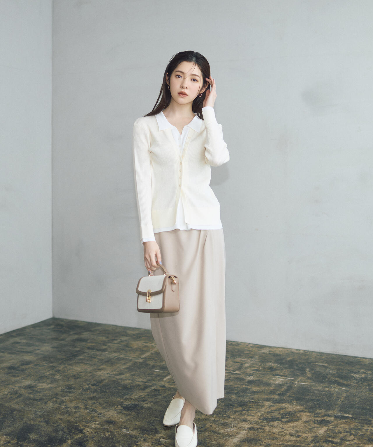 Ｙ's 21AW 美品 リブニット 解れ加工 スヌード アイボリー 莉歩さんコラボ ]スヌード付き2wayネックルーズスリーブリブニット
