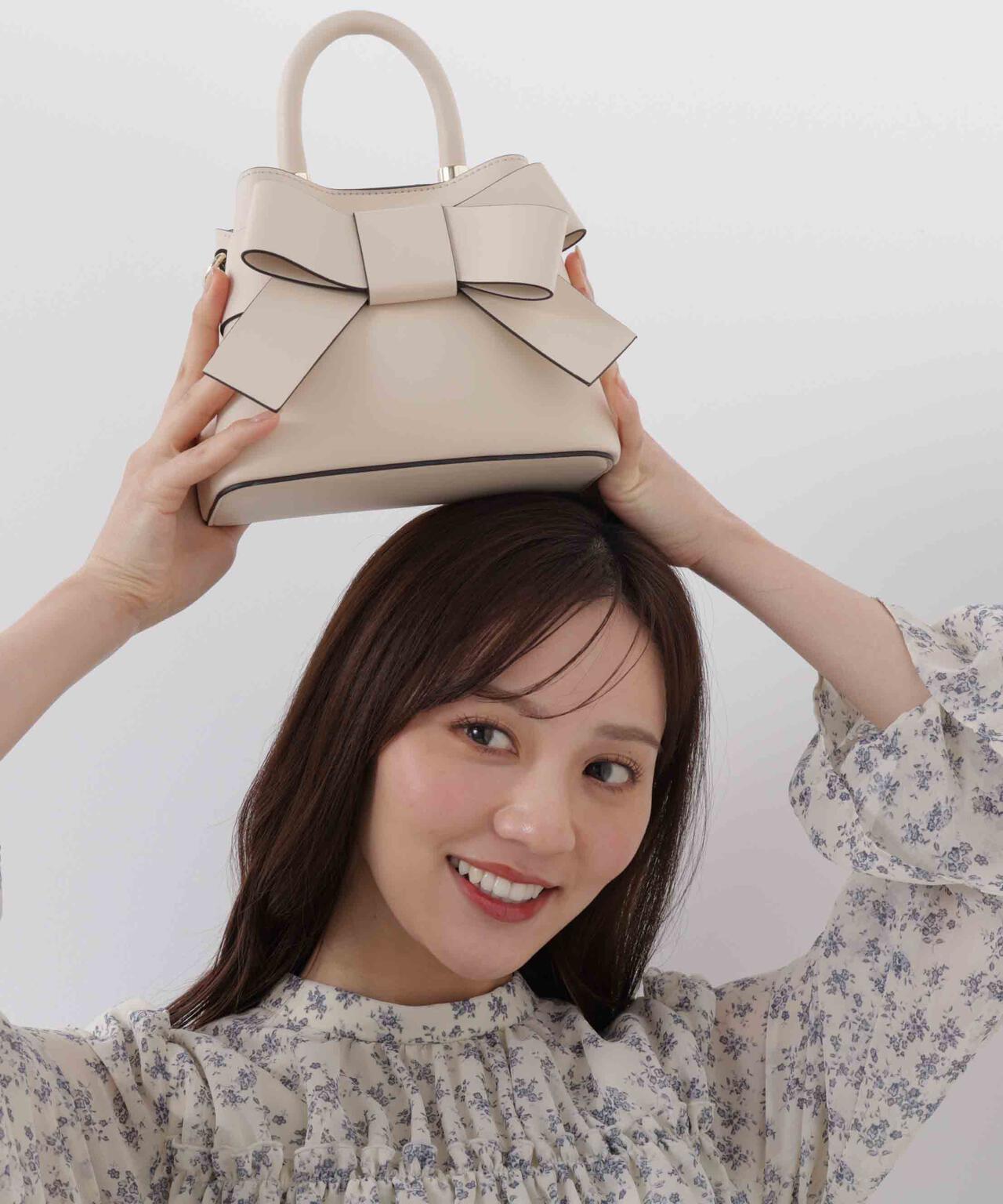 フロントリボンバッグミニ【ブラック・アイボリー：official site・ZOZOTOWN・一部店舗限定】