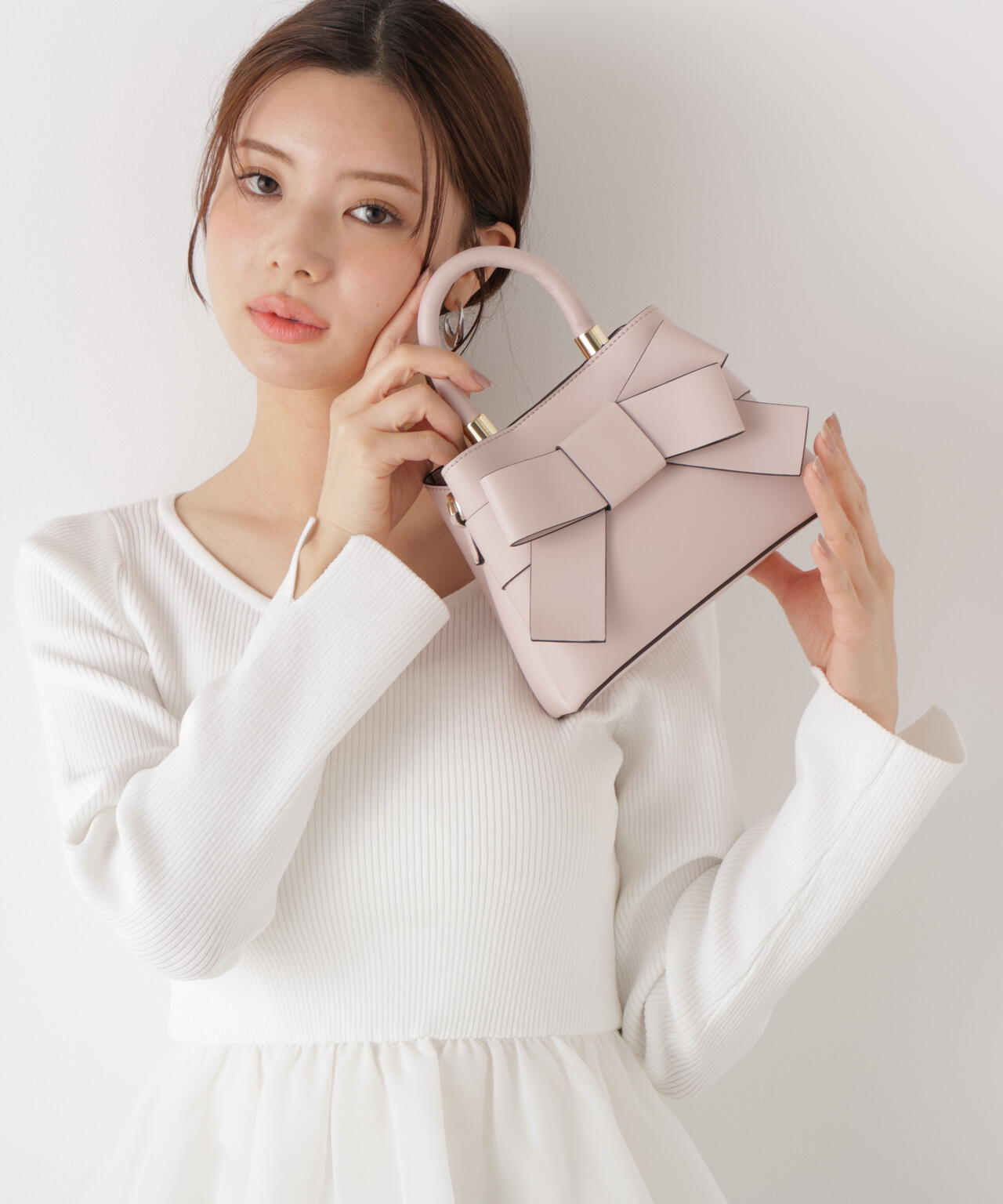 フロントリボンバッグミニ【ブラック・アイボリー：official site・ZOZOTOWN・一部店舗限定】