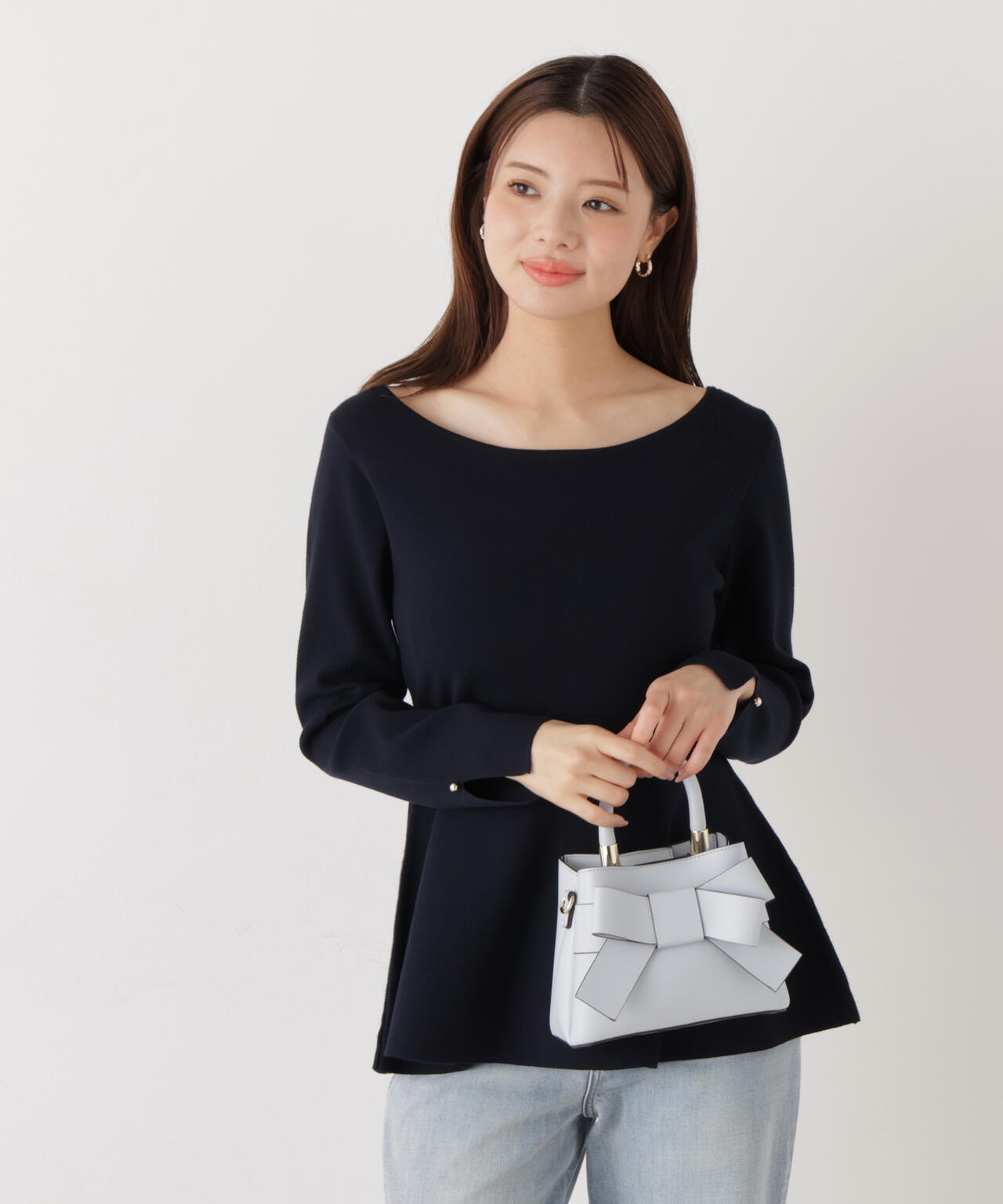 フロントリボンバッグミニ【ブラック・アイボリー：official site・ZOZOTOWN・一部店舗限定】