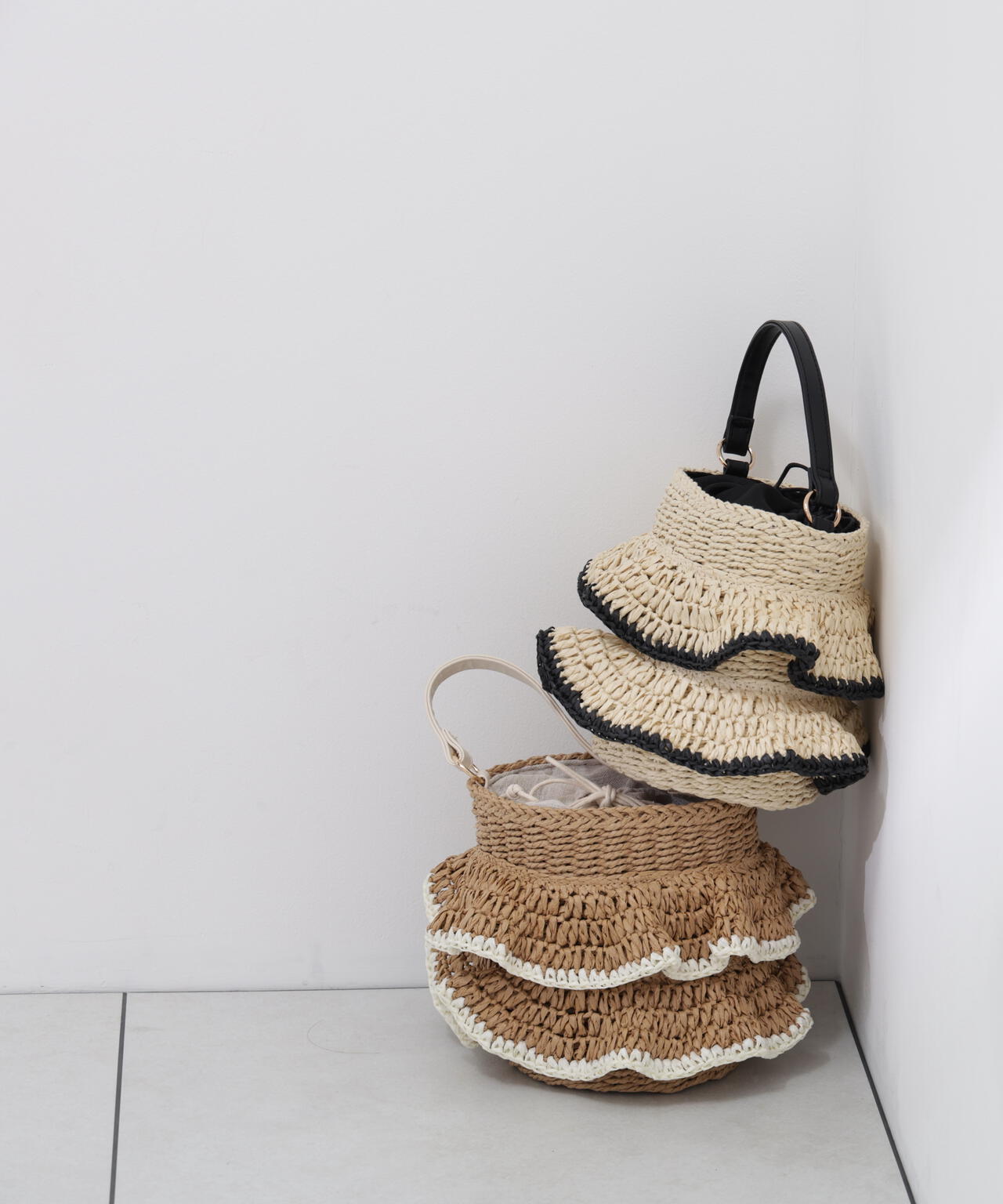 フリルバケットバッグ