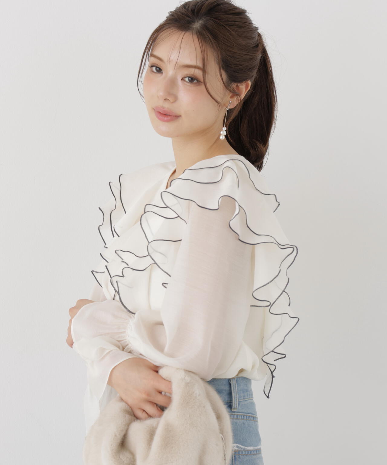 165cm 着用サイズ：FR