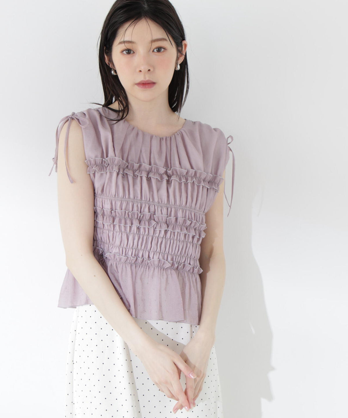 a/mie〉シャーリングフリルブラウス＜ブルー：WEB限定＞ | PROPORTION 