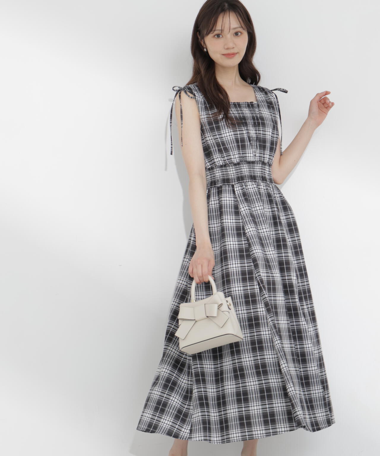 ショルダーリボンギャザーワンピース | PROPORTION BODY DRESSING