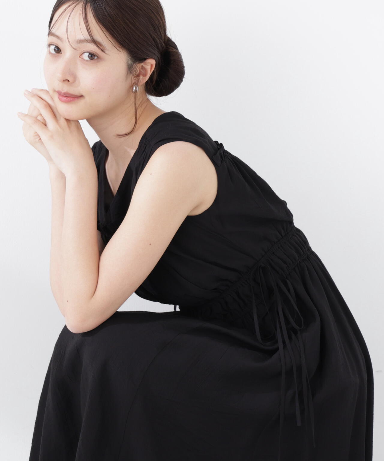 165cm B:82 W:59 H:86 S:25cm 着用サイズ：M