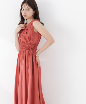 165cm B:82 W:59 H:86 S:25cm 着用サイズ：M