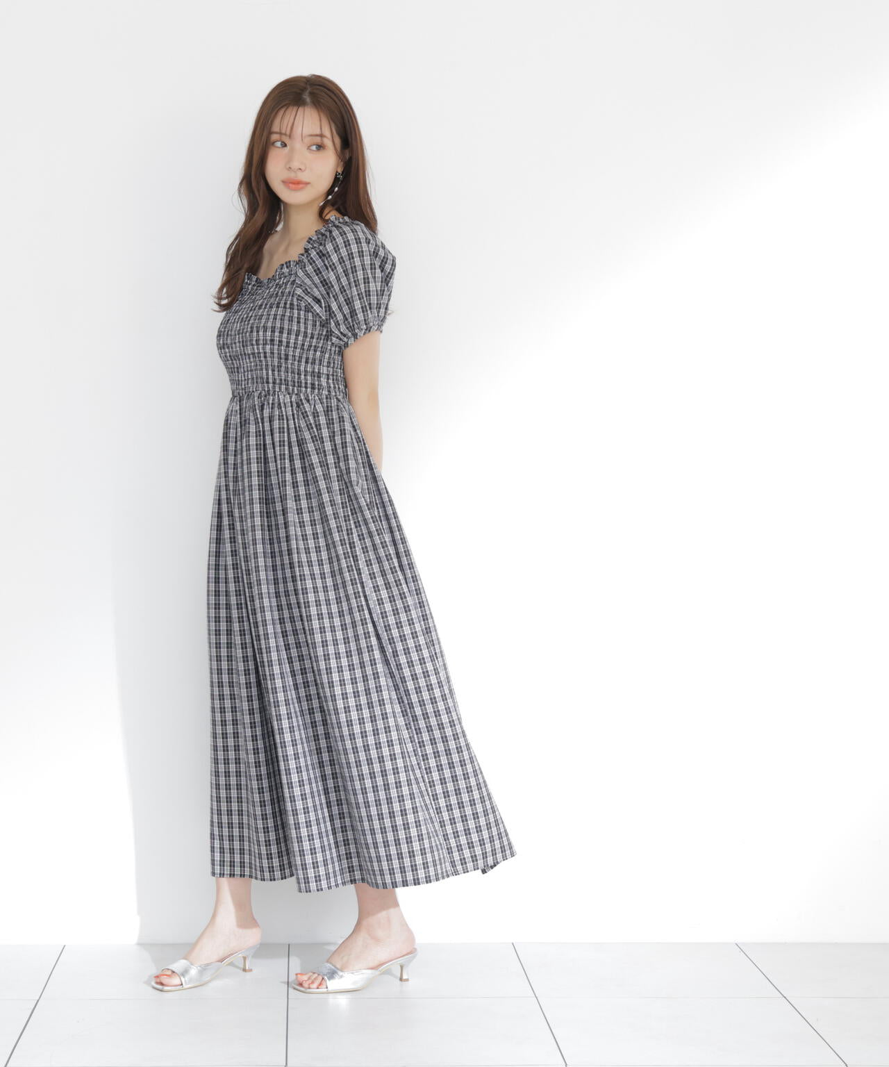 チェック柄シャーリングワンピース | PROPORTION BODY DRESSING