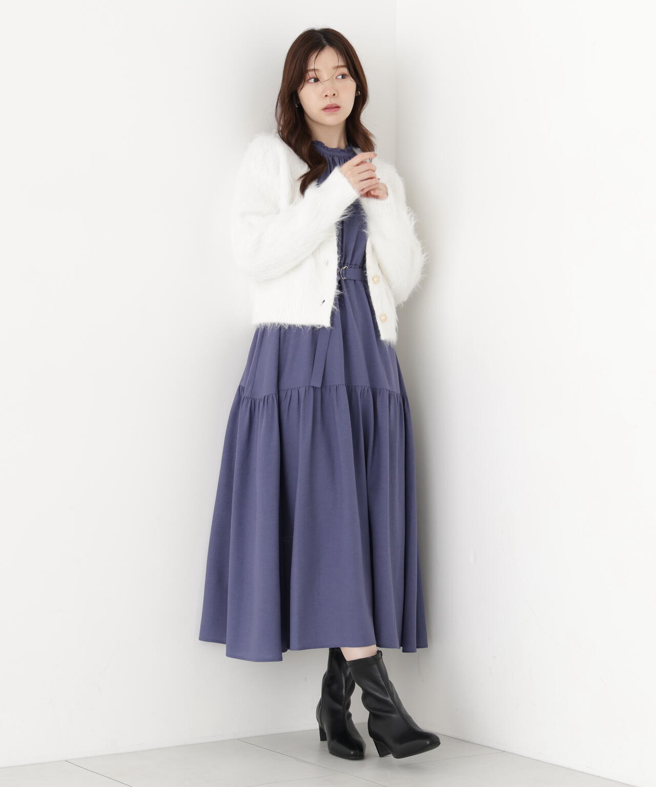 部分刺繍スリーブワンピース | PROPORTION BODY DRESSING