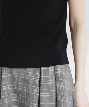 167cm 着用サイズ：FR