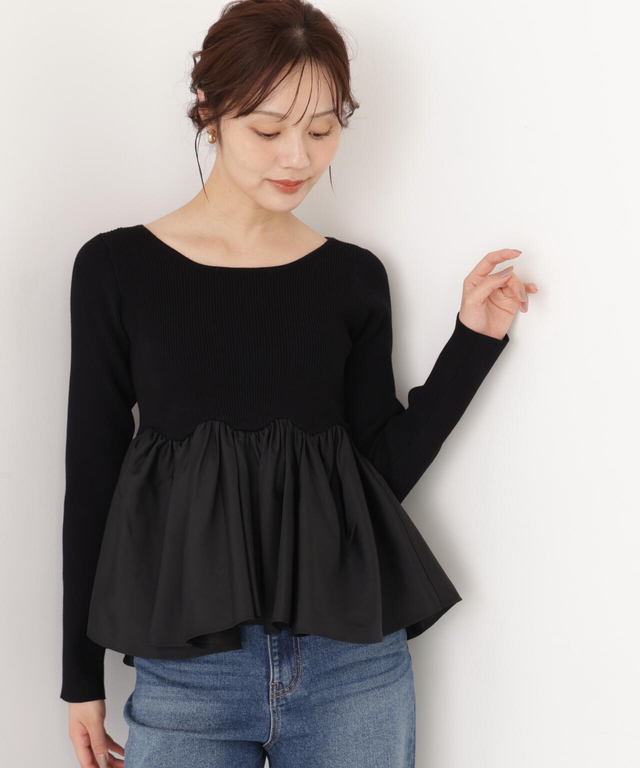 a/mie＞チューリップペプラムヘムニット | PROPORTION BODY DRESSING