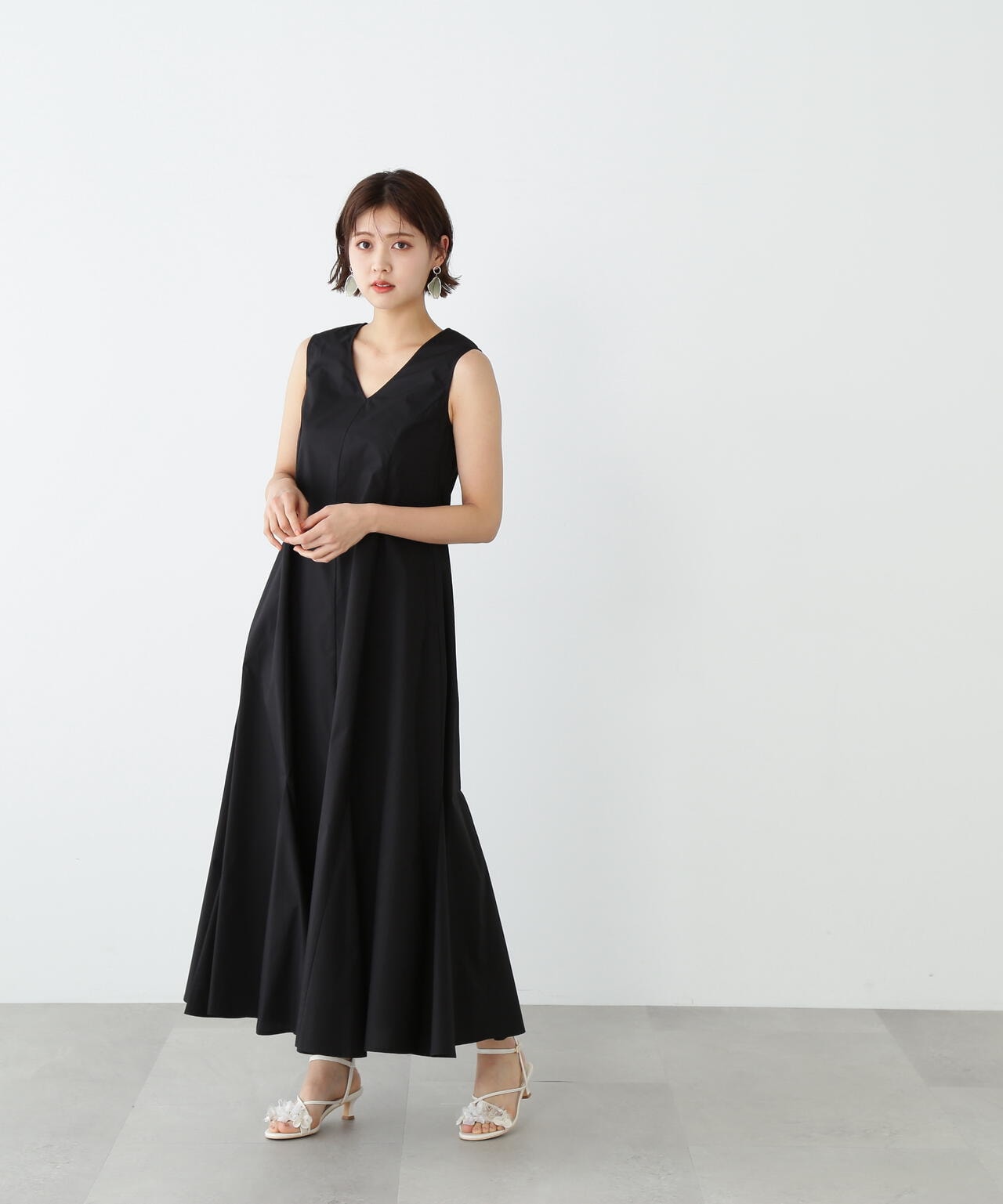 eSシリーズカラーマキシワンピース　WEB限定カラー：ブラック