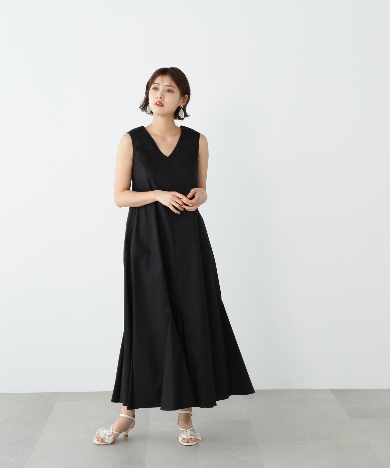 eSシリーズカラーマキシワンピース　WEB限定カラー：ブラック