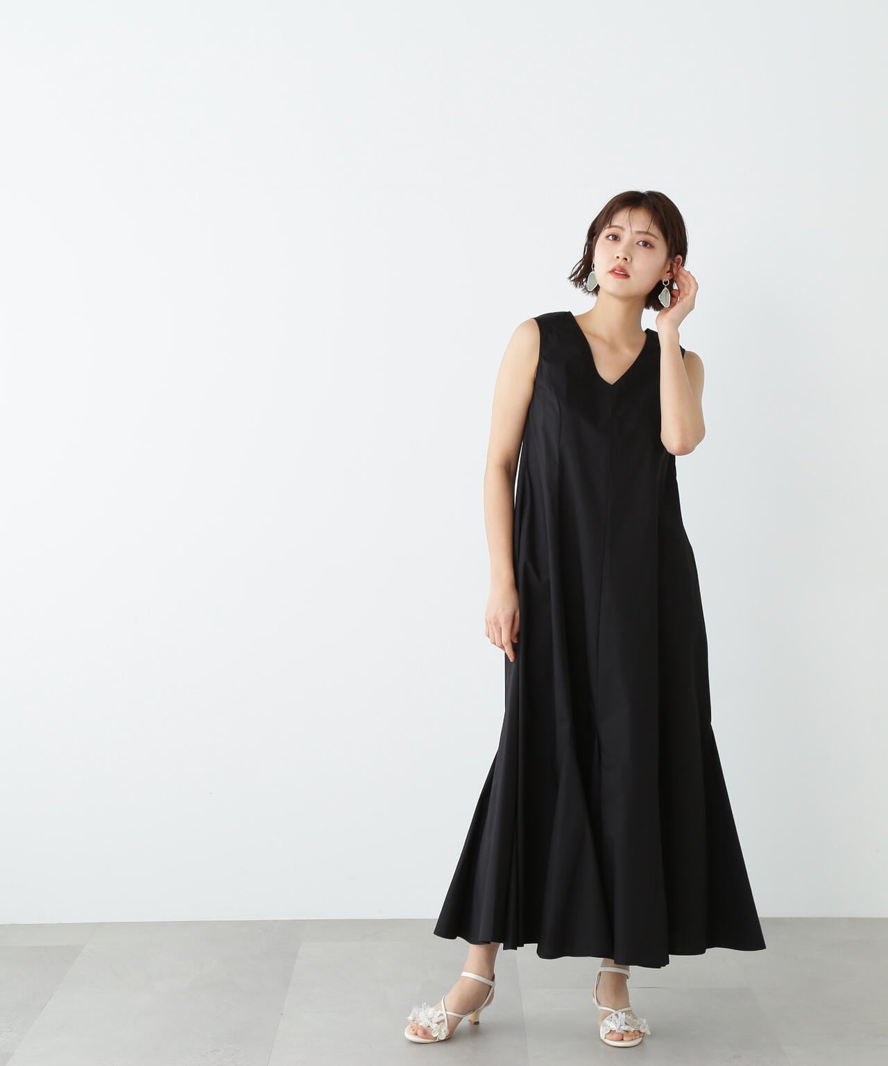 eSシリーズカラーマキシワンピース　WEB限定カラー：ブラック