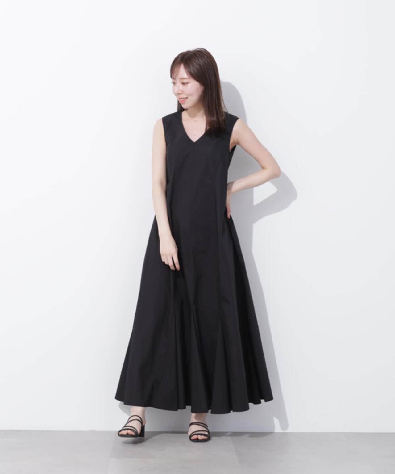 eSシリーズカラーマキシワンピース　WEB限定カラー：ブラック