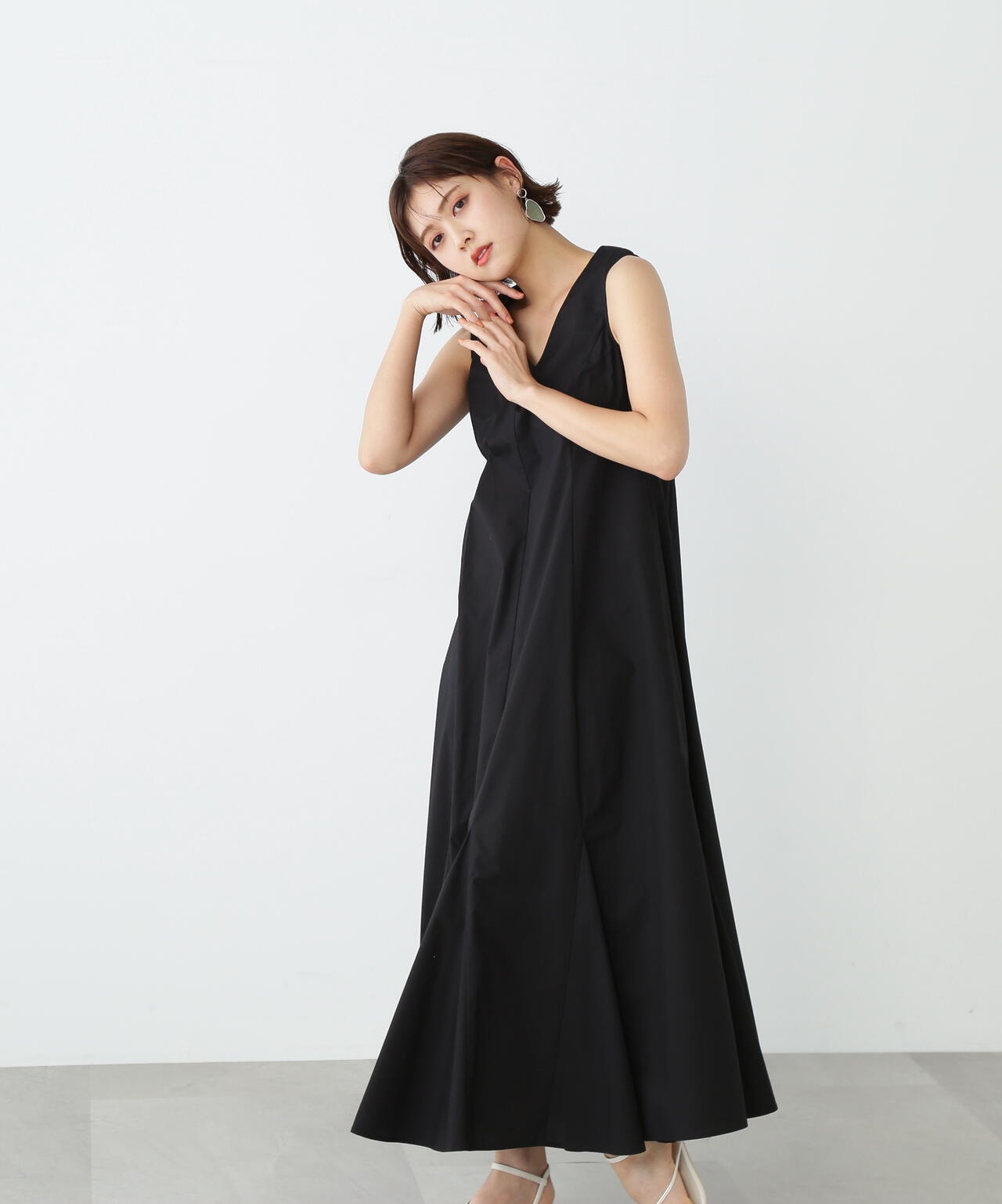 eSシリーズカラーマキシワンピース　WEB限定カラー：ブラック