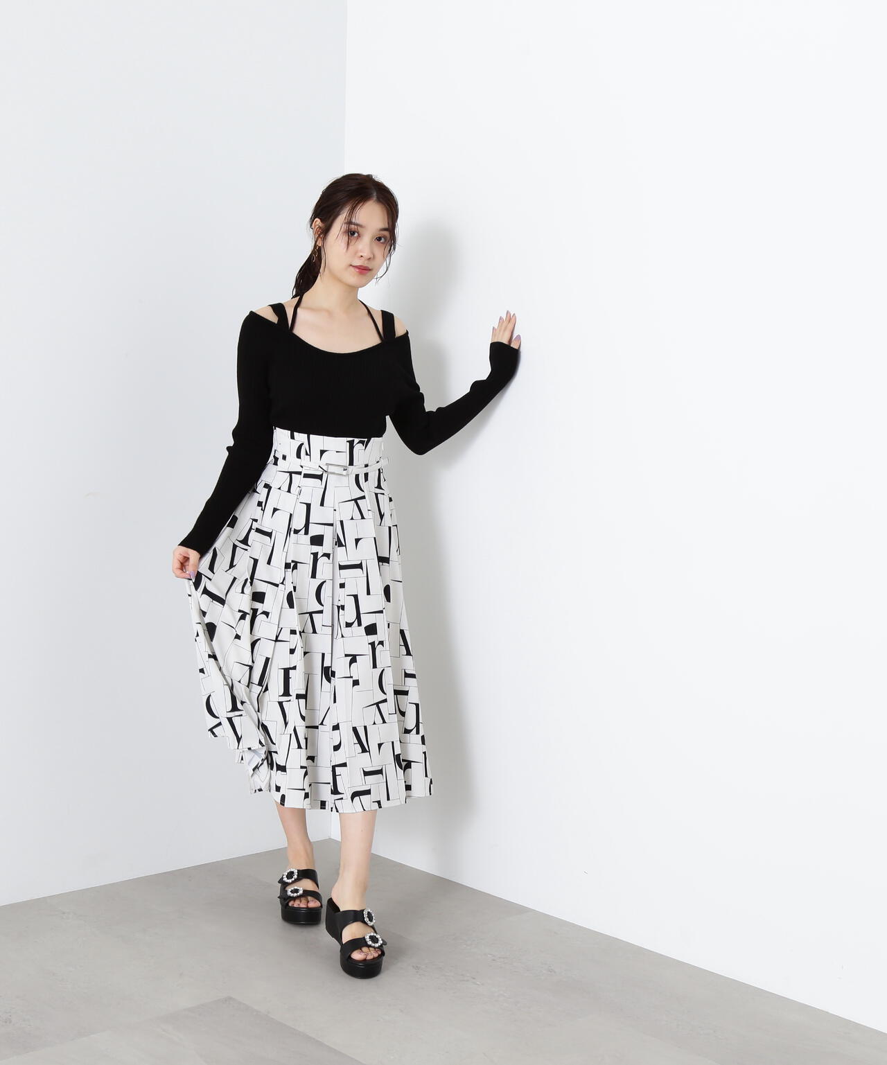 163cm 着用サイズ：FR