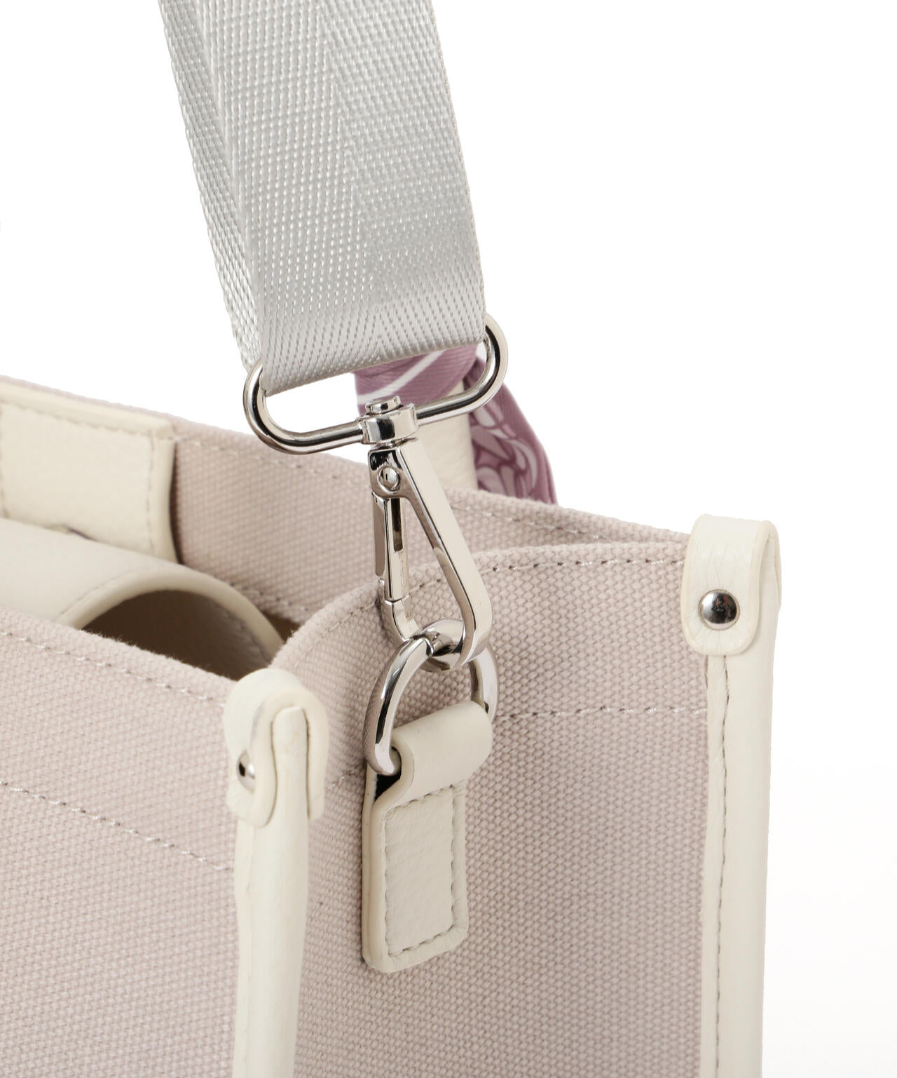 c71995ac-bbfe-5411-ae3d-8b99ed127cc6_Image