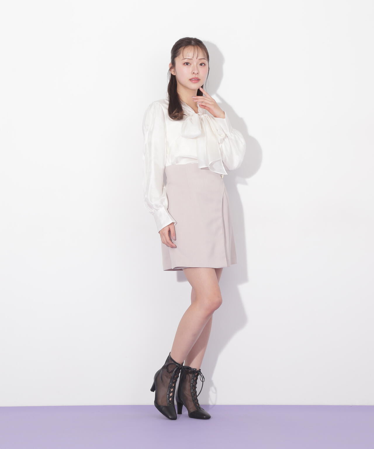 Ohga Shelly ベージュ ブラウス 長袖