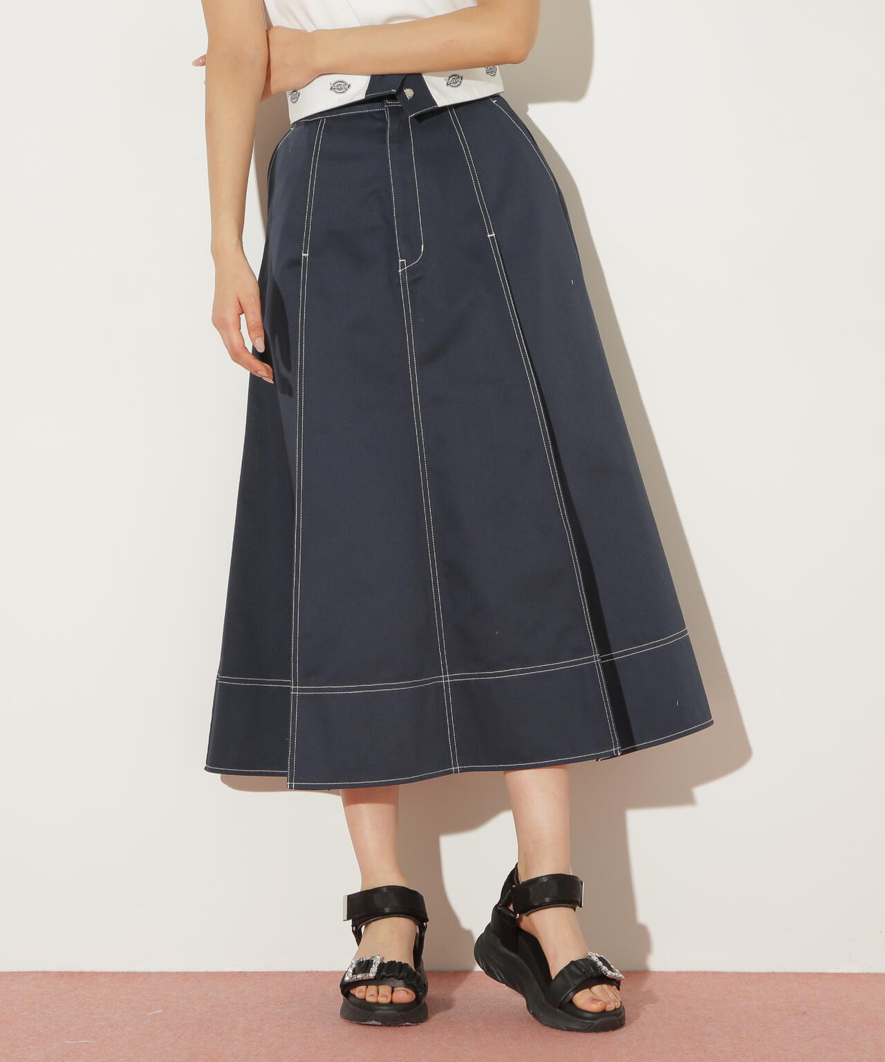 「Dickies × JILL by JILL STUART」別注ステッチロングスカート