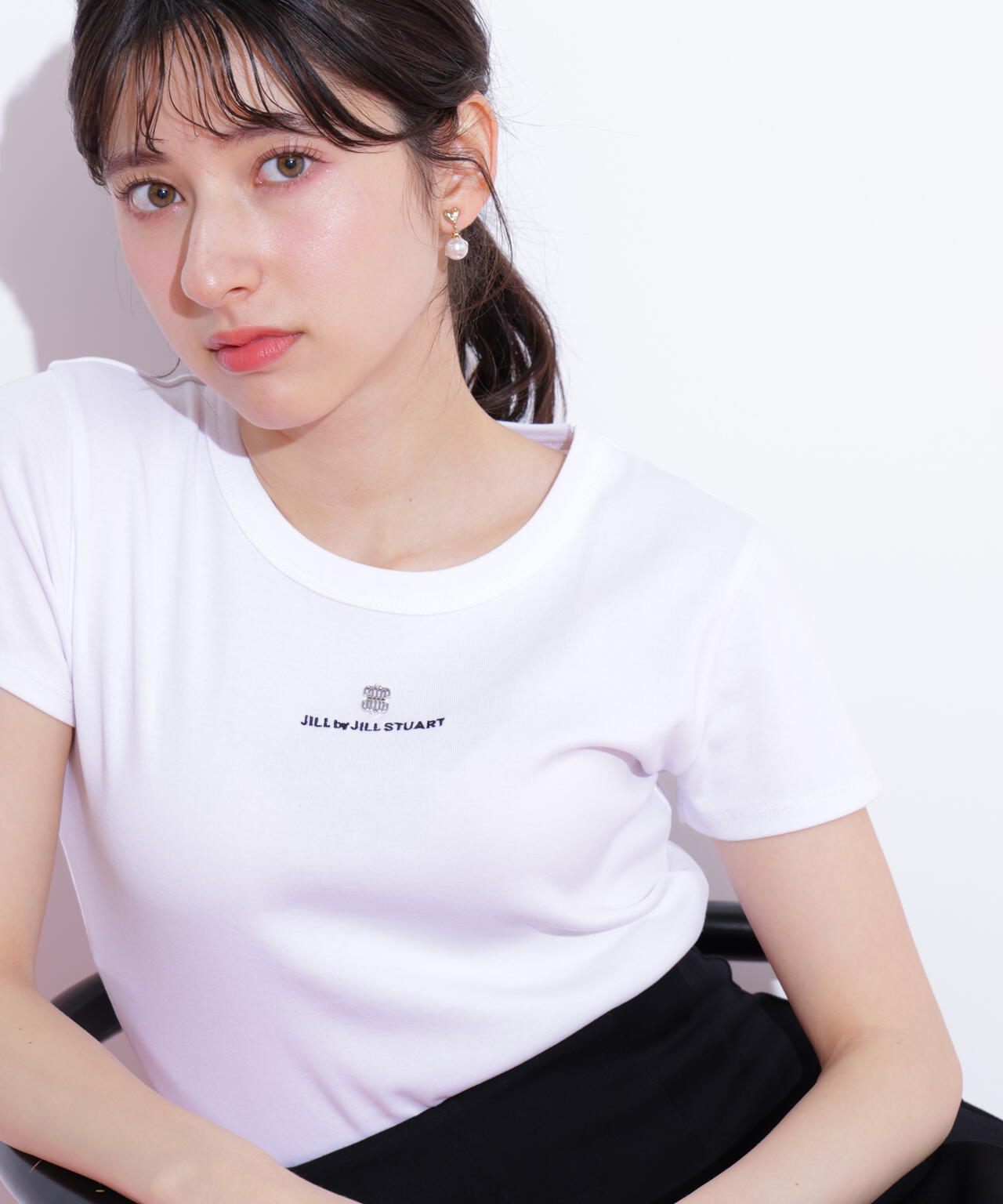 コンパクトワンポイントロゴTシャツ | JILL by JILL STUART