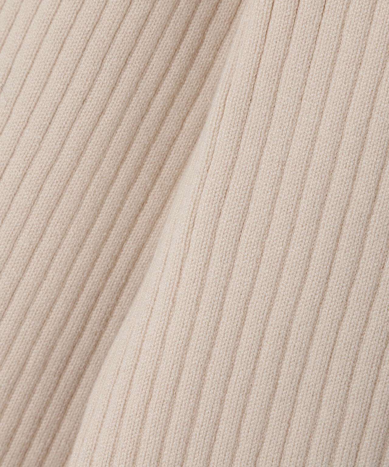 幾何チェック柄スカーフ付きリブニット