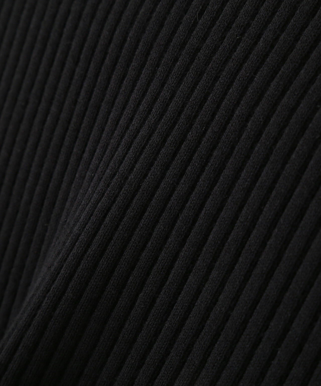 コンパクト配色ロゴニット