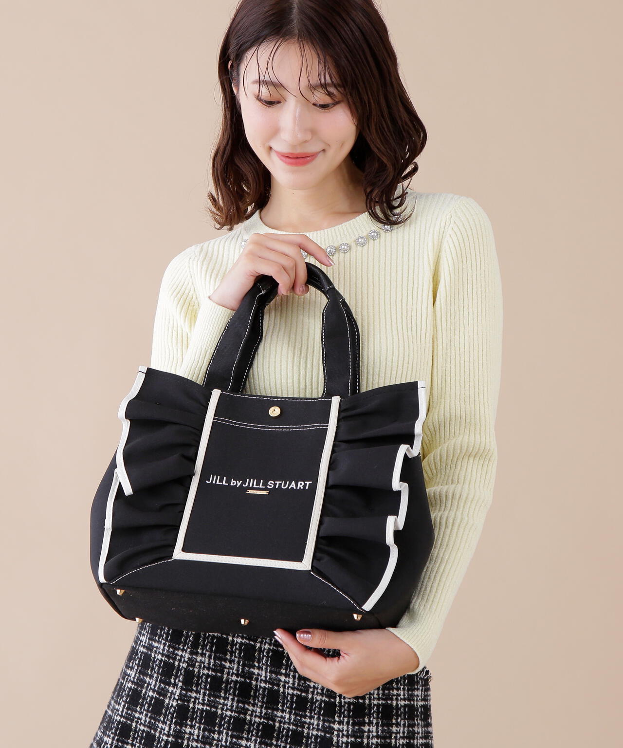 5cc882c9-a259-5bdd-bced-c86b514cd224_Image