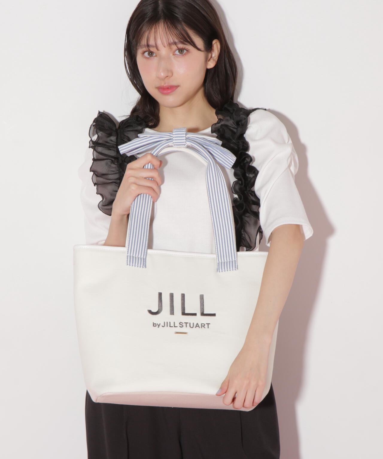 e678efa4-868e-59be-9503-163b4e0aade8_Image