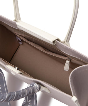 328d6a7d-f3bd-579b-beb0-beb7766a8796_Image