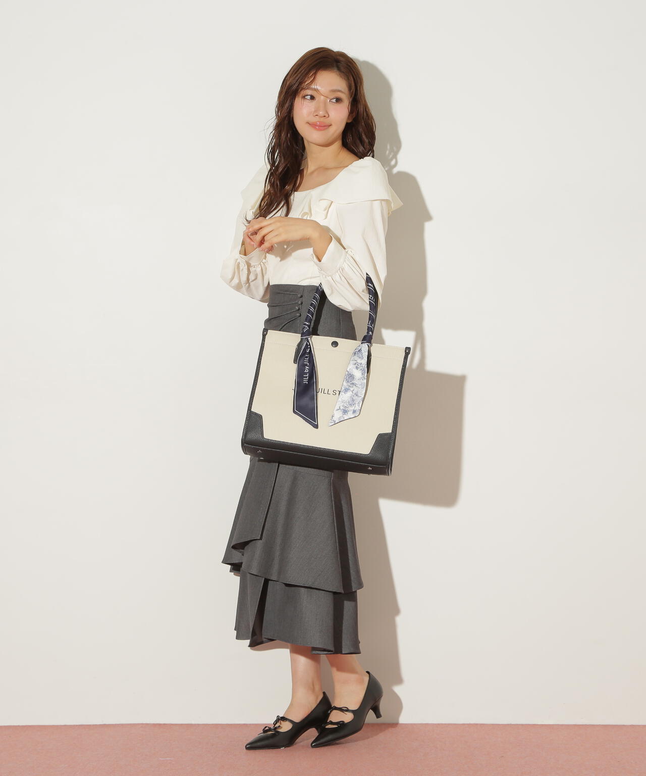 ❤️専用 ジルバイ フラワーバッグ❤️ 2025年12月号≪特別付録≫JILL by JILL STUART [ジル バイ ジル