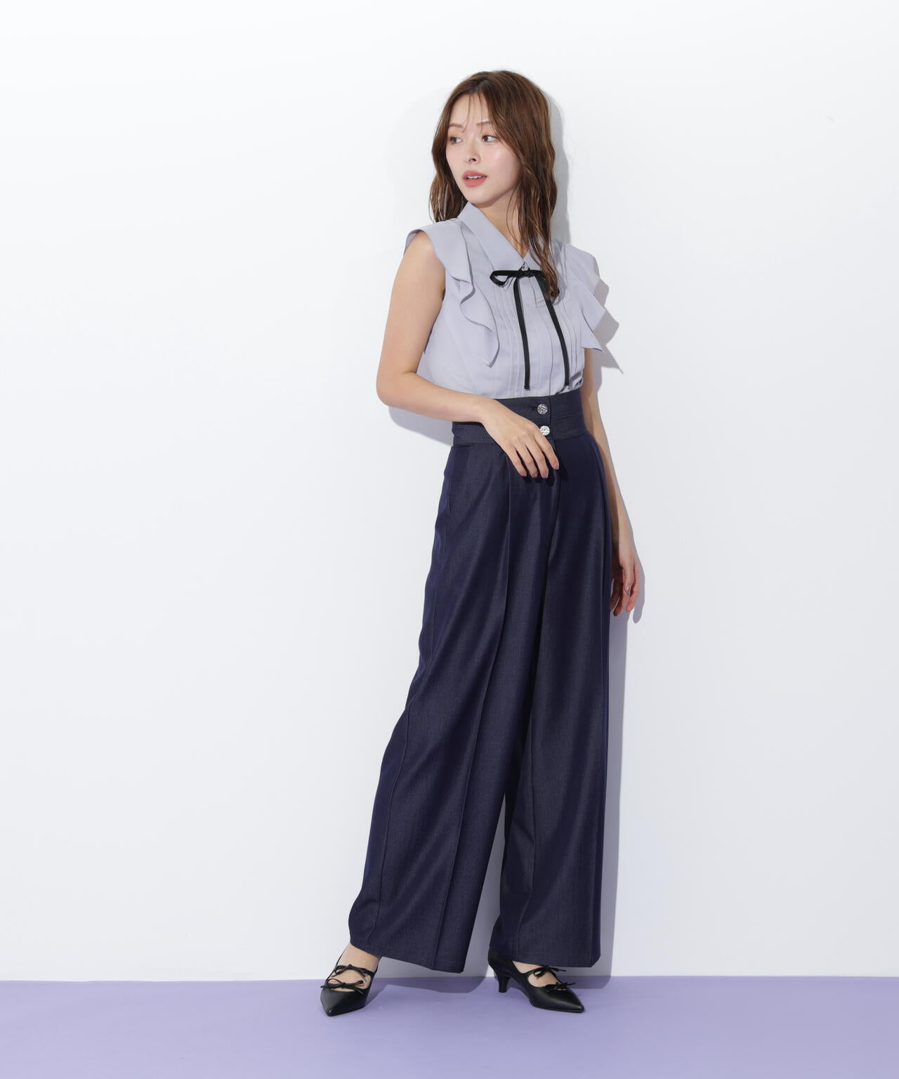 リボン付きピンタックノースリーブブラウス | JILL by JILL STUART