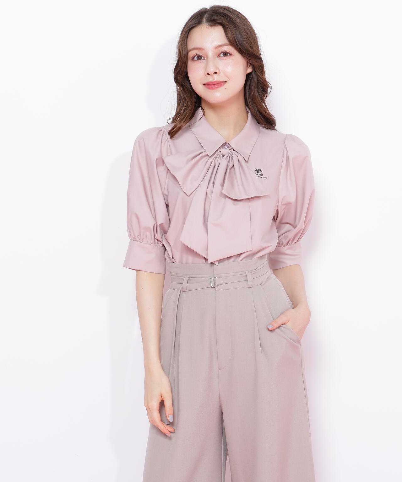 リボンボウタイブラウス